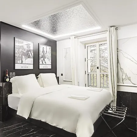 Divine Couture - Rive Gauche *